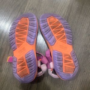 Tecca slides size 8 used and worn